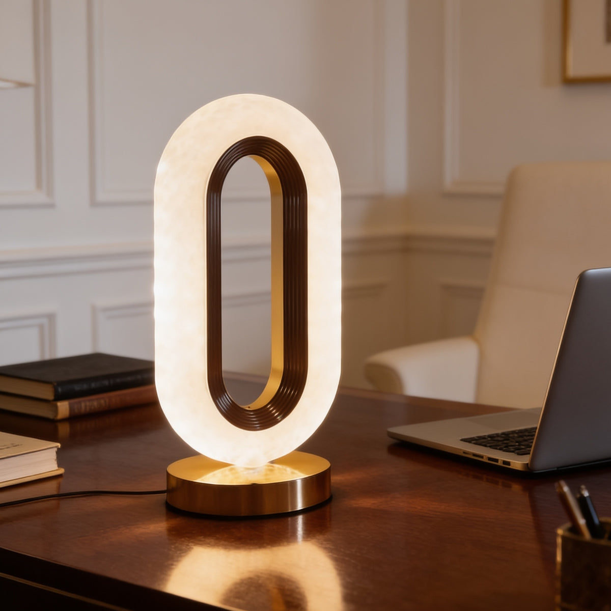 Halo table lamp