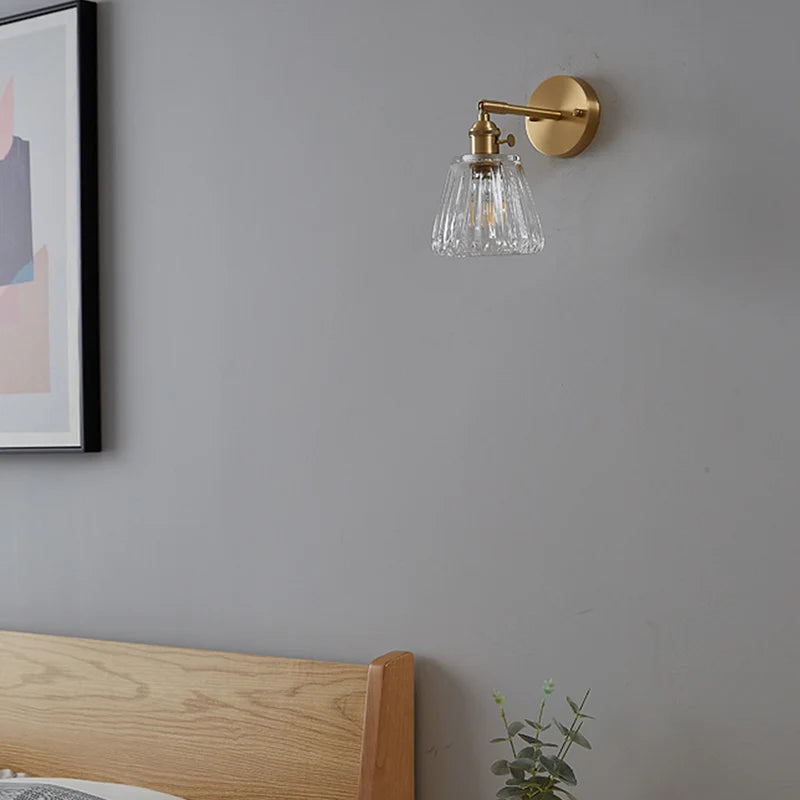 Brass Wall Sconce with Clear Ribbed Glass Shade, Single Light Adjustable Wall Lamp for Bedroom, Bathroom Mirror and Hallway, 14 cm / 5.5 in Shade