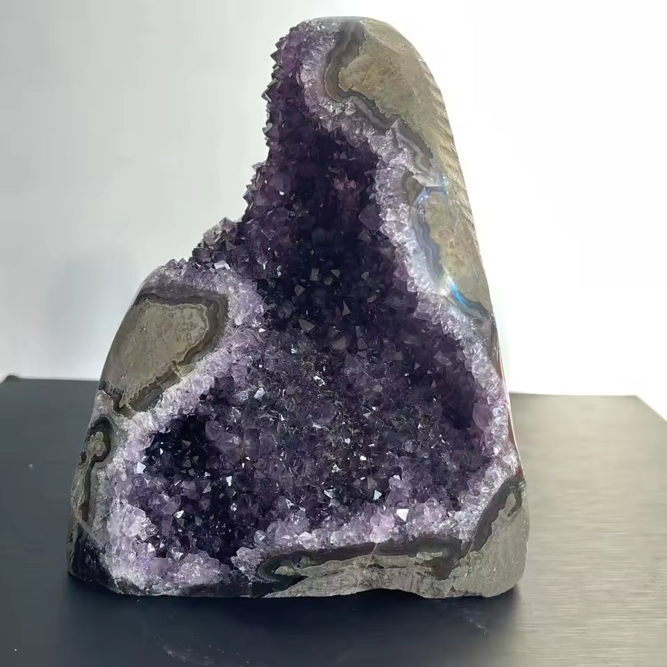 Natural Amethyst Crystal Cluster, Raw Purple Quartz Geode Specimen Sold by Weight from 300 g / 10.6 oz to 1.8 kg / 4 lb, for Shelf, Desk or Mantel