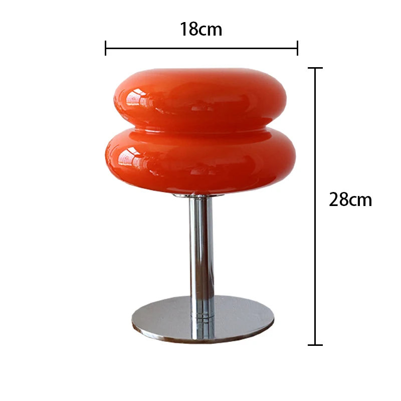 Dimension diagram of the red macaron lamp giving its height and shade width
