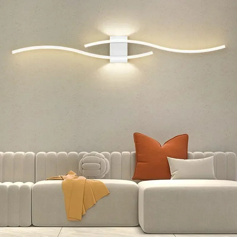 Curved LED Wall Sconce, 60 cm (23.6 in) / 80 cm (31.5 in) Wavy Metal Light Bar, Up and Down Glow, Modern Wall Light for Living Room