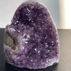 Natural Amethyst Crystal Cluster, Raw Purple Quartz Geode Specimen Sold by Weight from 300 g / 10.6 oz to 1.8 kg / 4 lb, for Shelf, Desk or Mantel