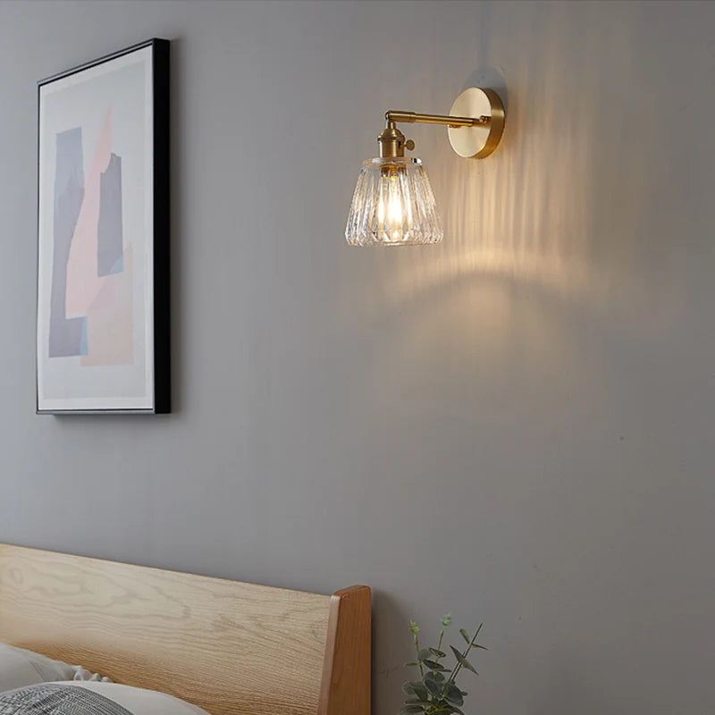 Brass Wall Sconce with Clear Ribbed Glass Shade, Single Light Adjustable Wall Lamp for Bedroom, Bathroom Mirror and Hallway, 14 cm / 5.5 in Shade