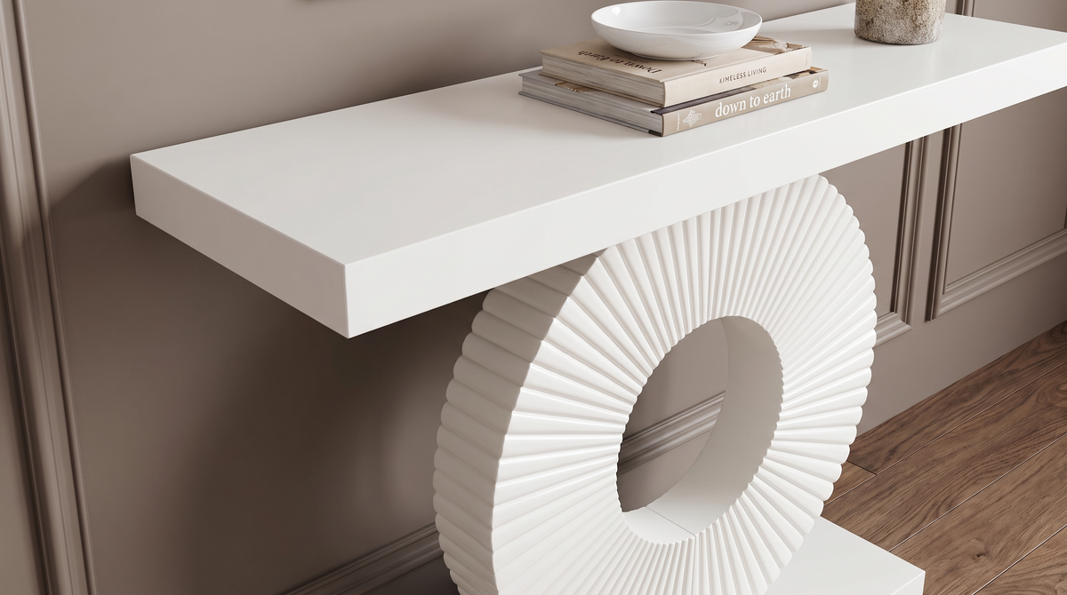 Thick squared top edge of the fluted disc console table