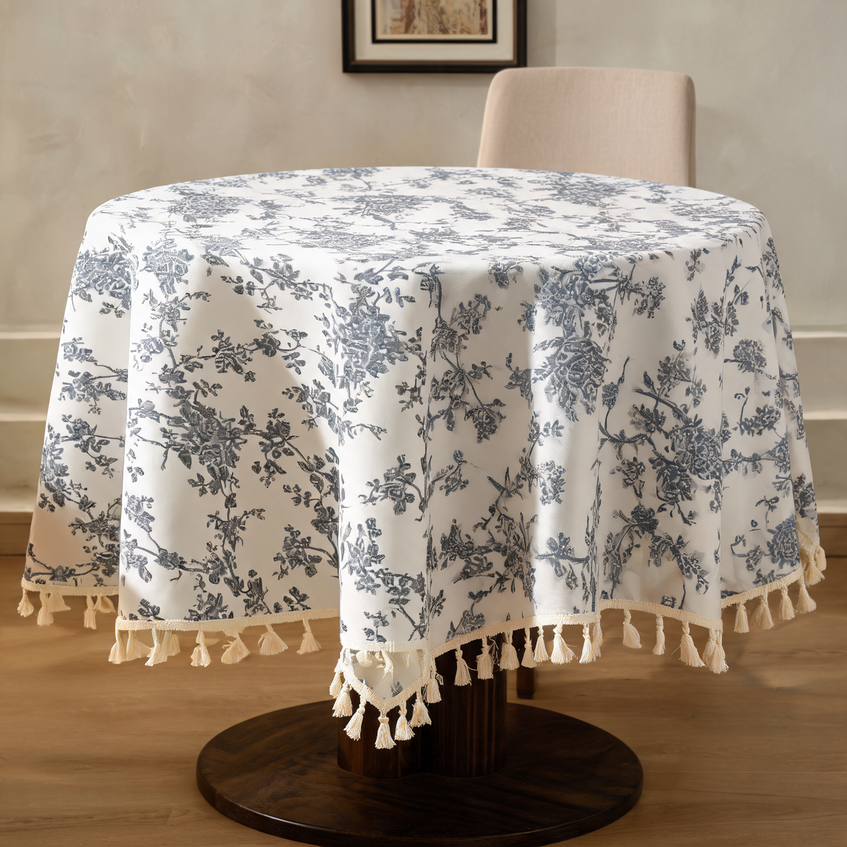 Round Floral Tablecloth, Printed Polyester with Tassel Trim for Farmhouse Dining, Picnics and Parties, 90 to 150 cm / 35.4 to 59.1 in